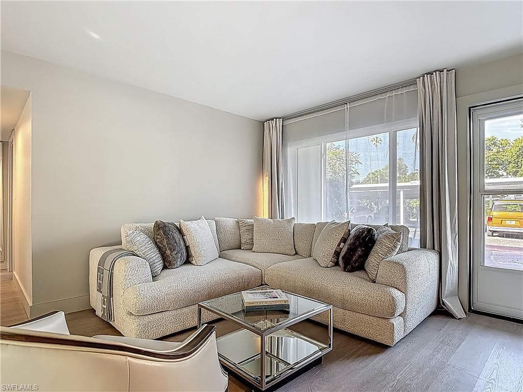 2544 1st ST 102-3