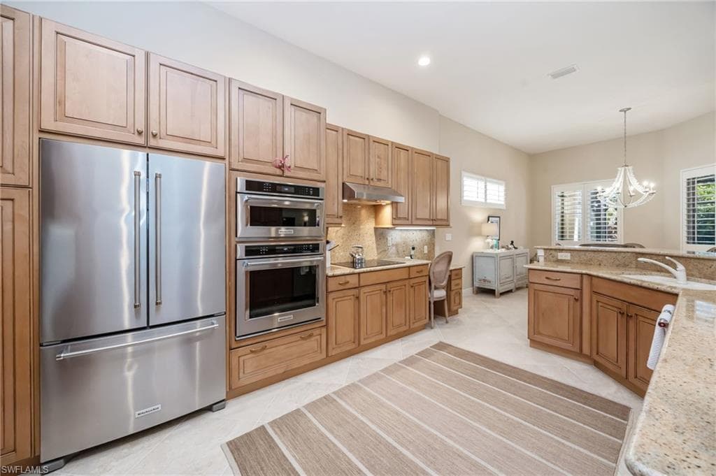 5596 Hammock Isles DR-10