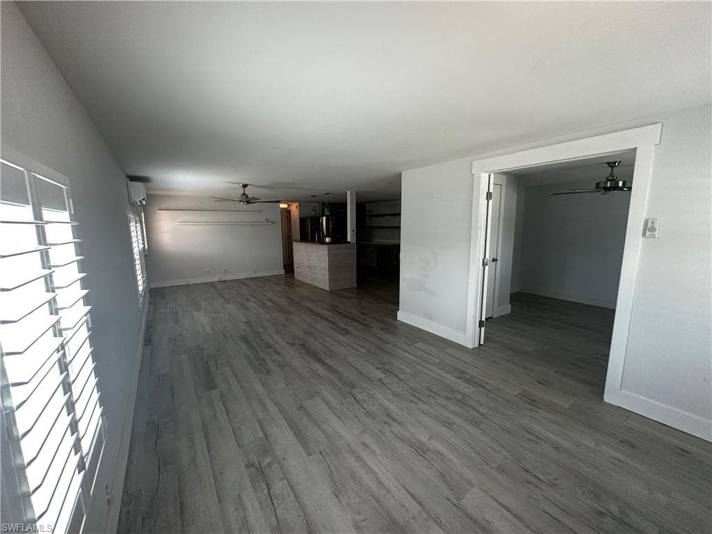 170 Pine Key LN # 13, NAPLES FL 34114-23