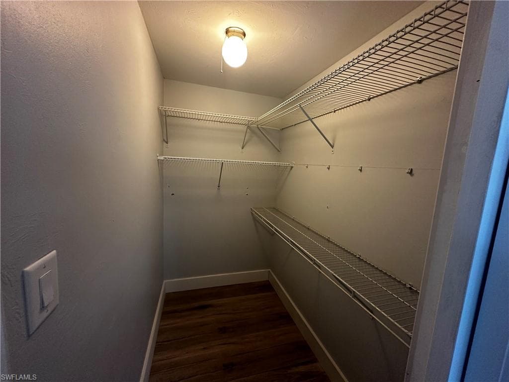 170 Pine Key LN # 13, NAPLES FL 34114-30