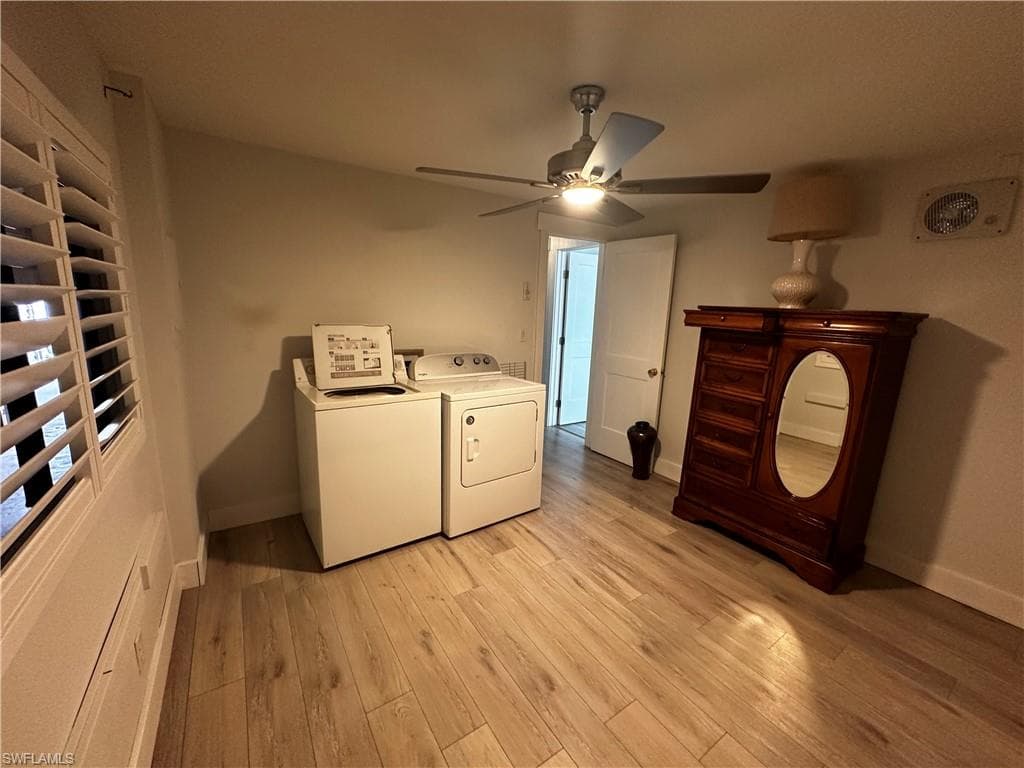 170 Pine Key LN # 13, NAPLES FL 34114-28