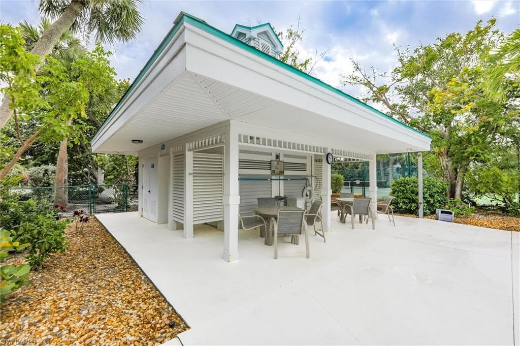 5422 Osprey CT, SANIBEL FL 33957-48