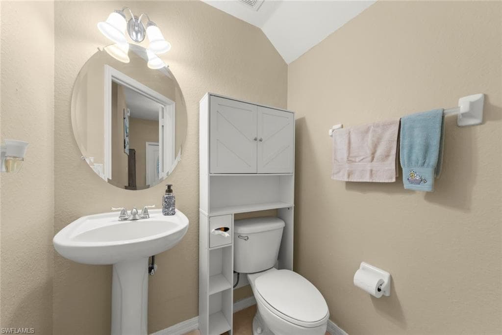 9837 Gladiolus Bulb LOOP, FORT MYERS FL 33908-15