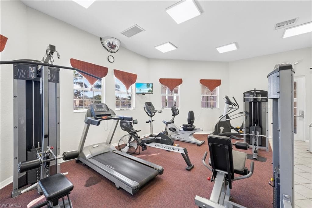 9837 Gladiolus Bulb LOOP, FORT MYERS FL 33908-47