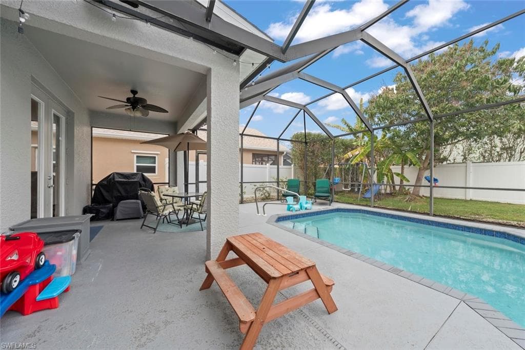 9837 Gladiolus Bulb LOOP, FORT MYERS FL 33908-38