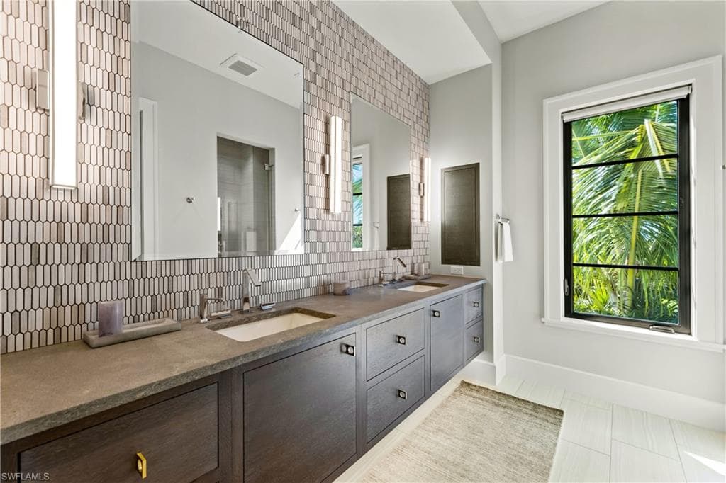 16950 Captiva DR, CAPTIVA FL 33924-25