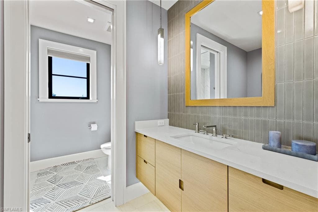 16950 Captiva DR, CAPTIVA FL 33924-28