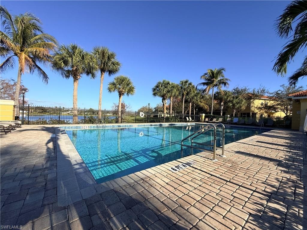 9832 Cristalino View WAY # 104, FORT MYERS FL 33908-32
