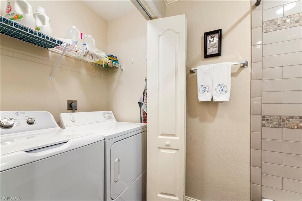 9500 Highland Woods BLVD # 105, BONITA SPRINGS FL 34135-12