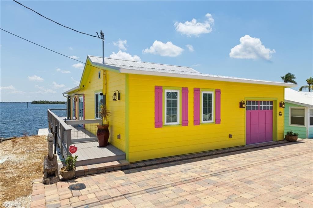 4819 Pine Island RD NW, MATLACHA FL 33993-3