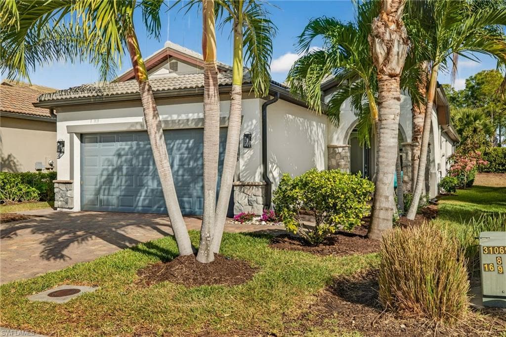 11268 Carlingford RD-27