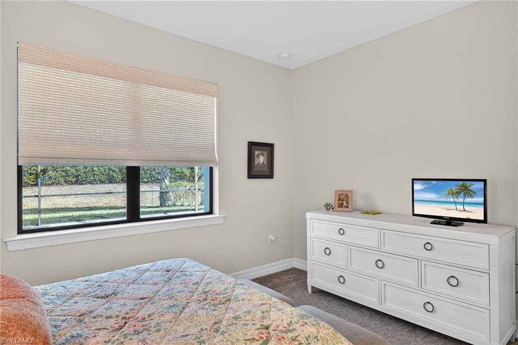 11268 Carlingford RD-17
