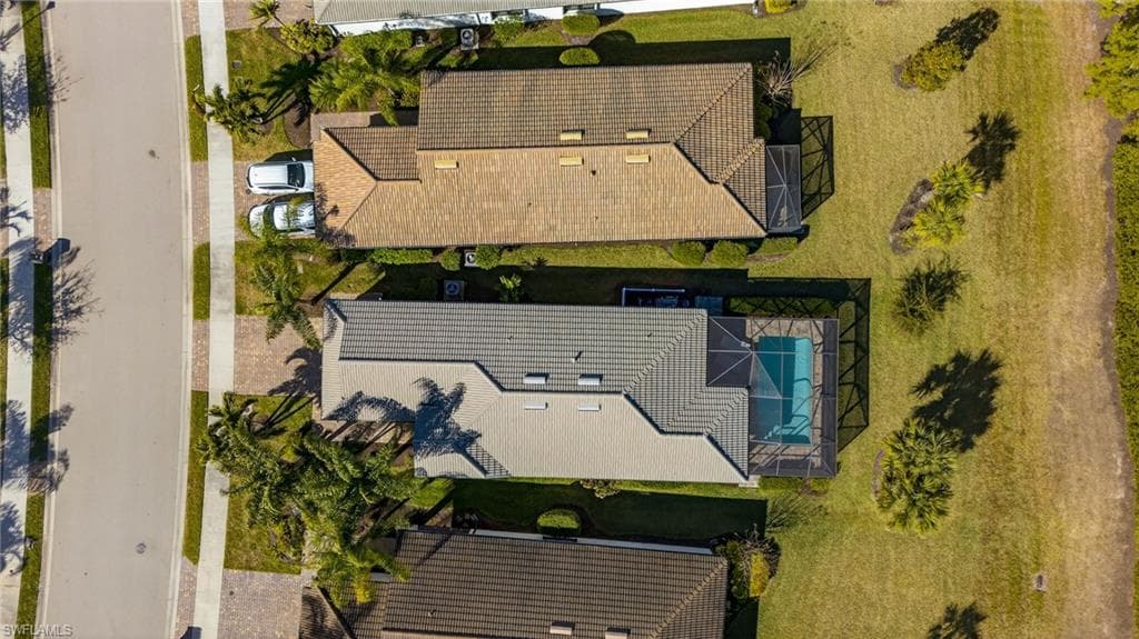 11268 Carlingford RD-30