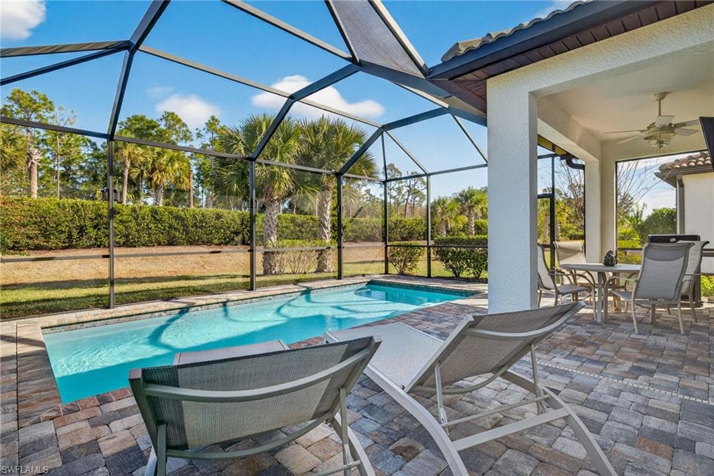 11268 Carlingford RD-24