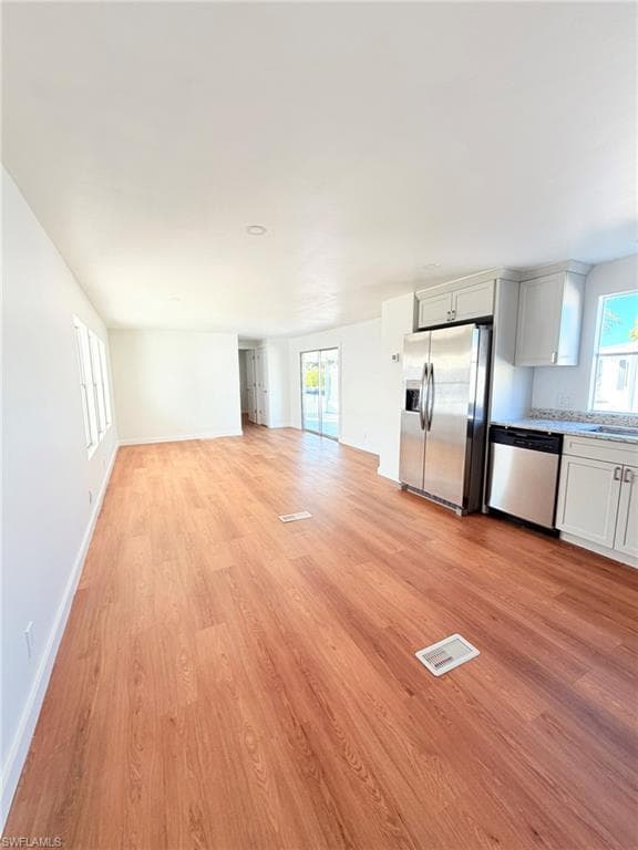 815 Cape Haze LN E, NAPLES FL 34104-3