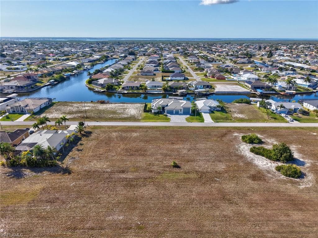 109 NW 32nd PL, CAPE CORAL FL 33993-1