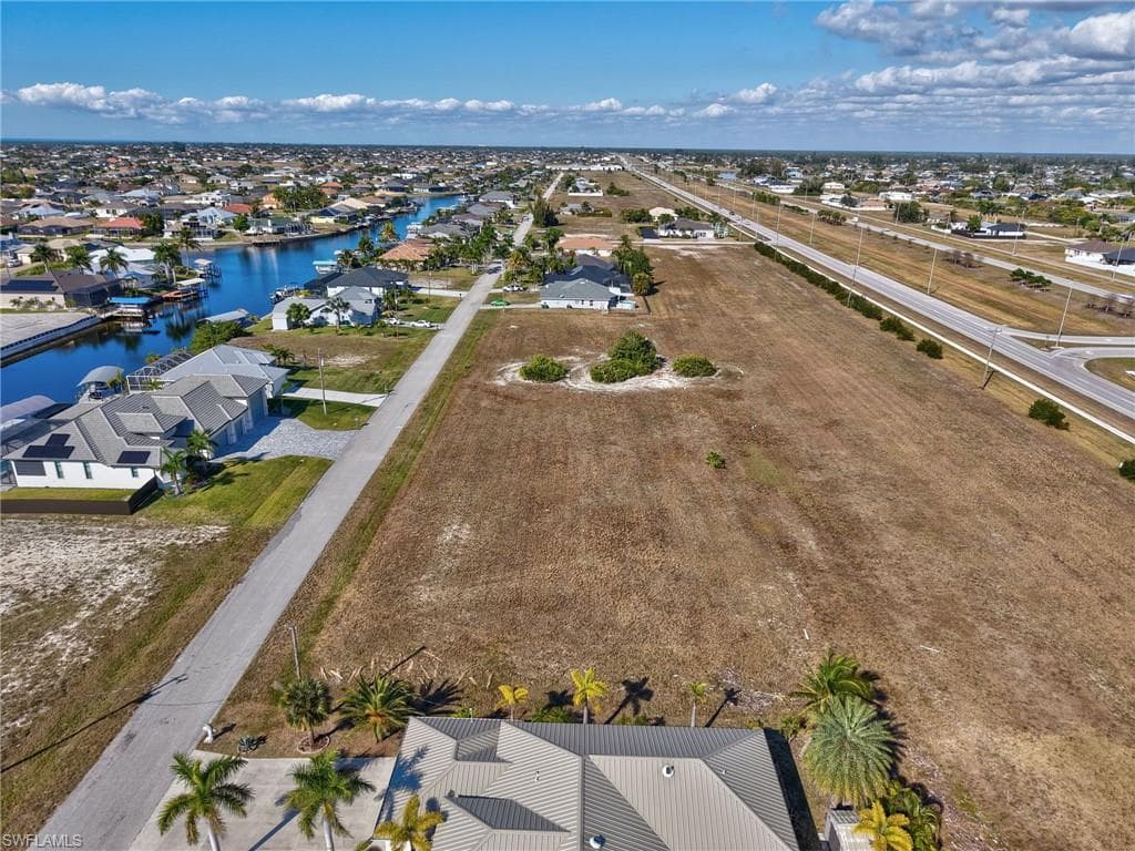 109 NW 32nd PL, CAPE CORAL FL 33993-5