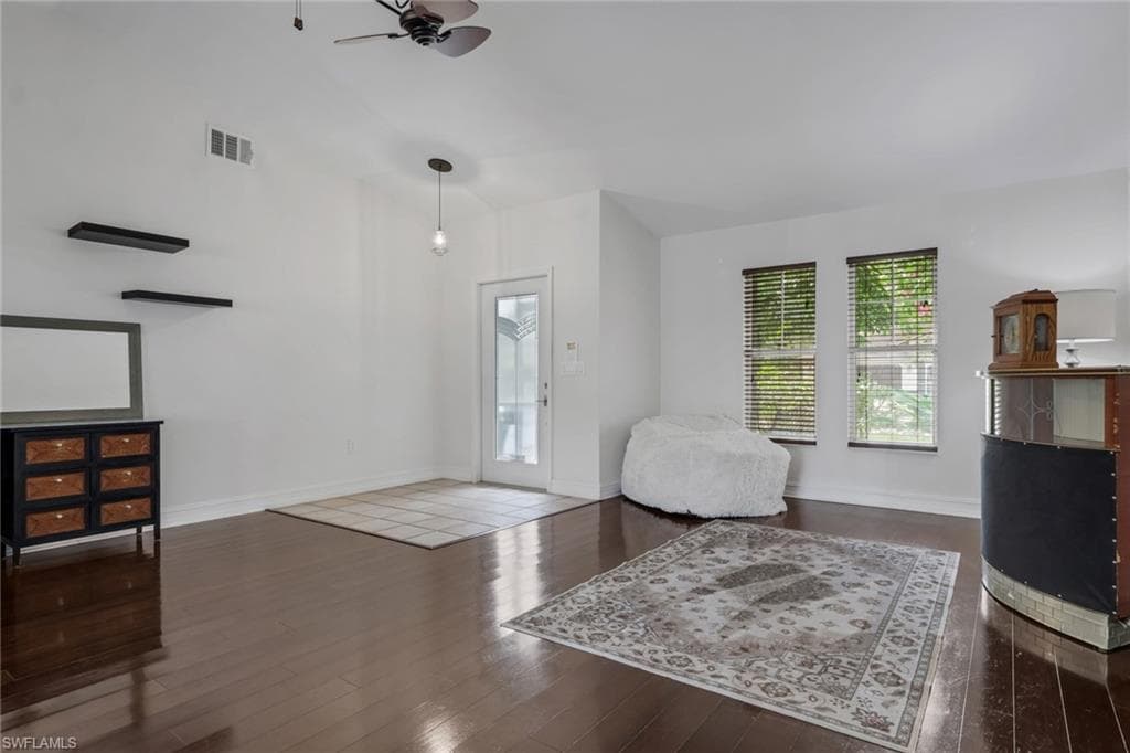 2667 River Reach DR-9