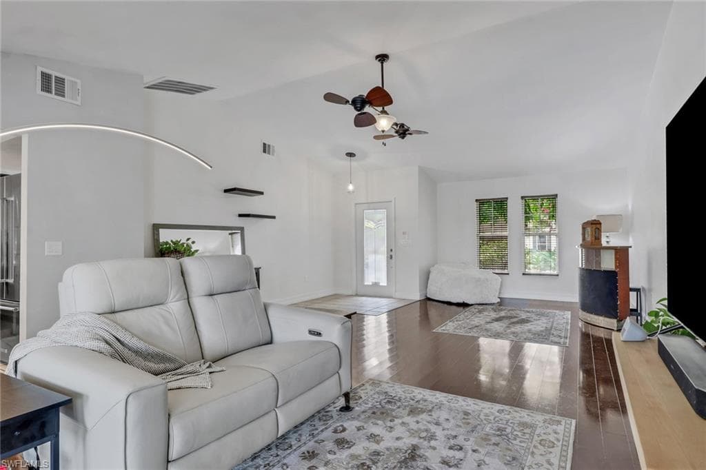 2667 River Reach DR-17