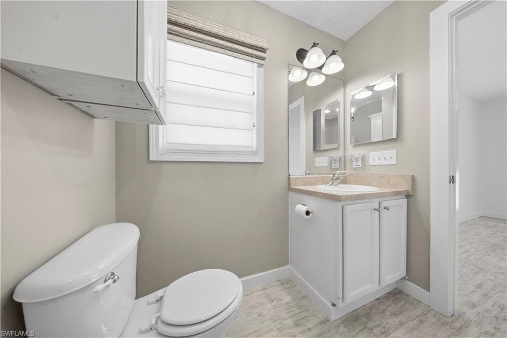 286 Leawood CIR, NAPLES FL 34104-22