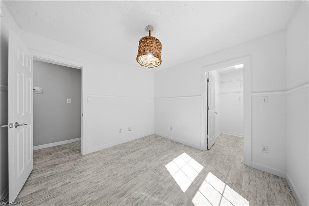 286 Leawood CIR, NAPLES FL 34104-16
