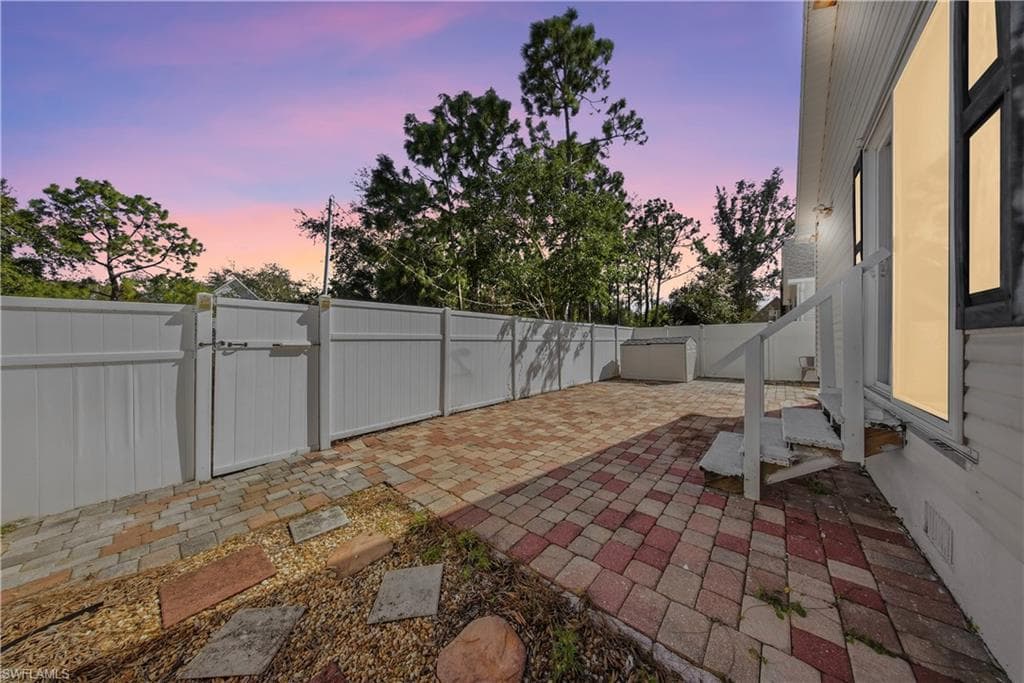 286 Leawood CIR, NAPLES FL 34104-29