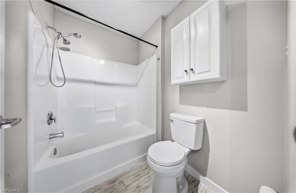 286 Leawood CIR, NAPLES FL 34104-9