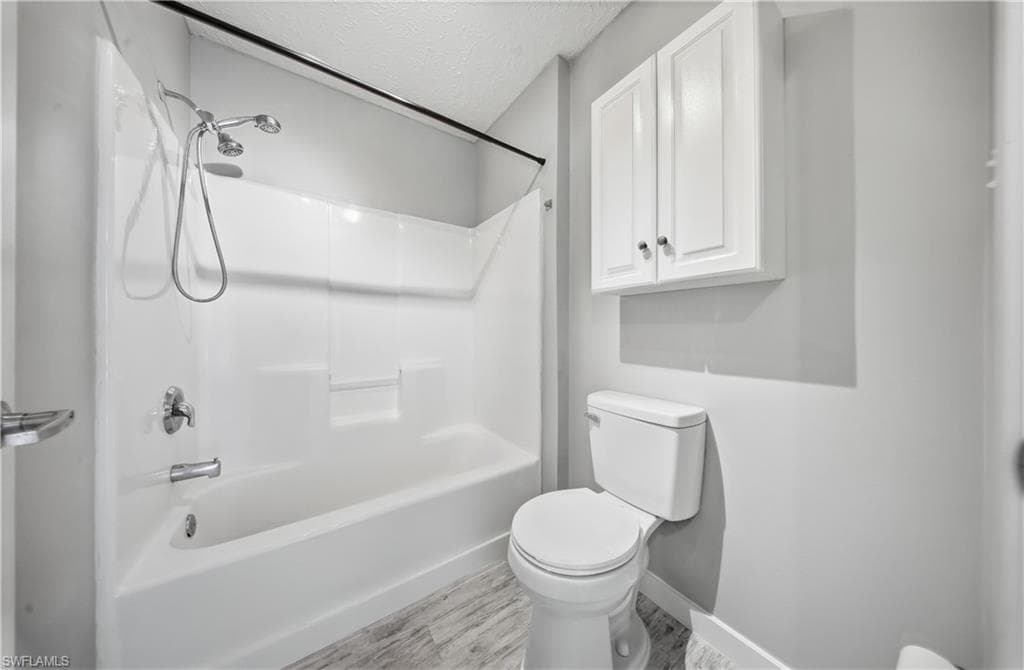 286 Leawood CIR, NAPLES FL 34104-10