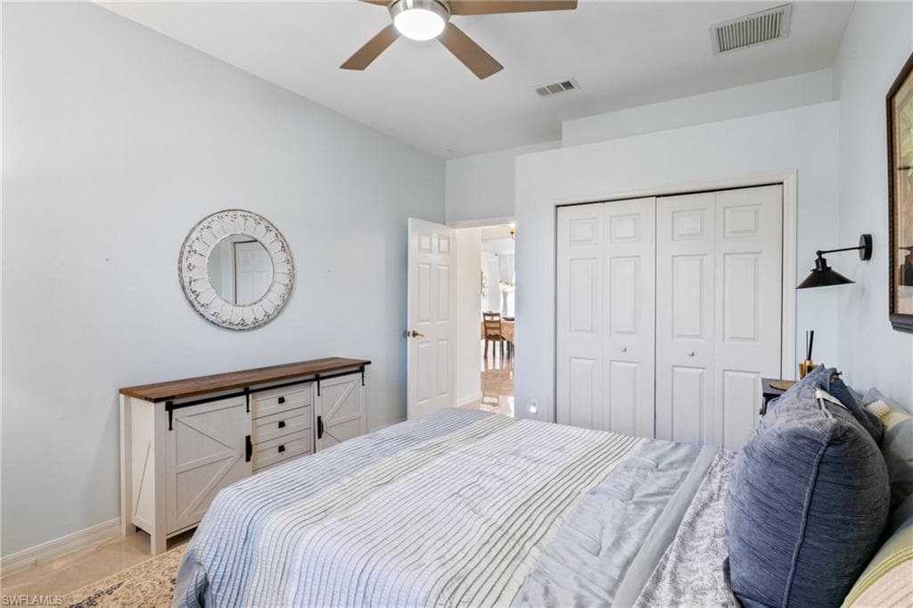 9346 Palm Island CIR, NORTH FORT MYERS FL 33903-25