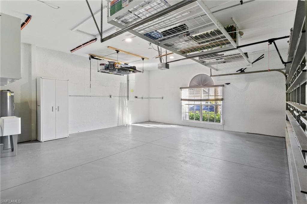 9346 Palm Island CIR, NORTH FORT MYERS FL 33903-29