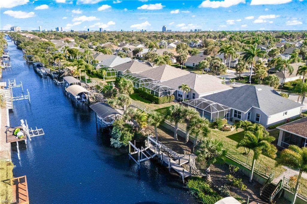 9346 Palm Island CIR, NORTH FORT MYERS FL 33903-3