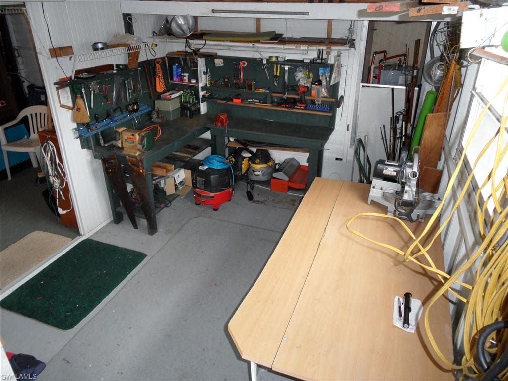 10580 Wales LOOP, BONITA SPRINGS FL 34135-16