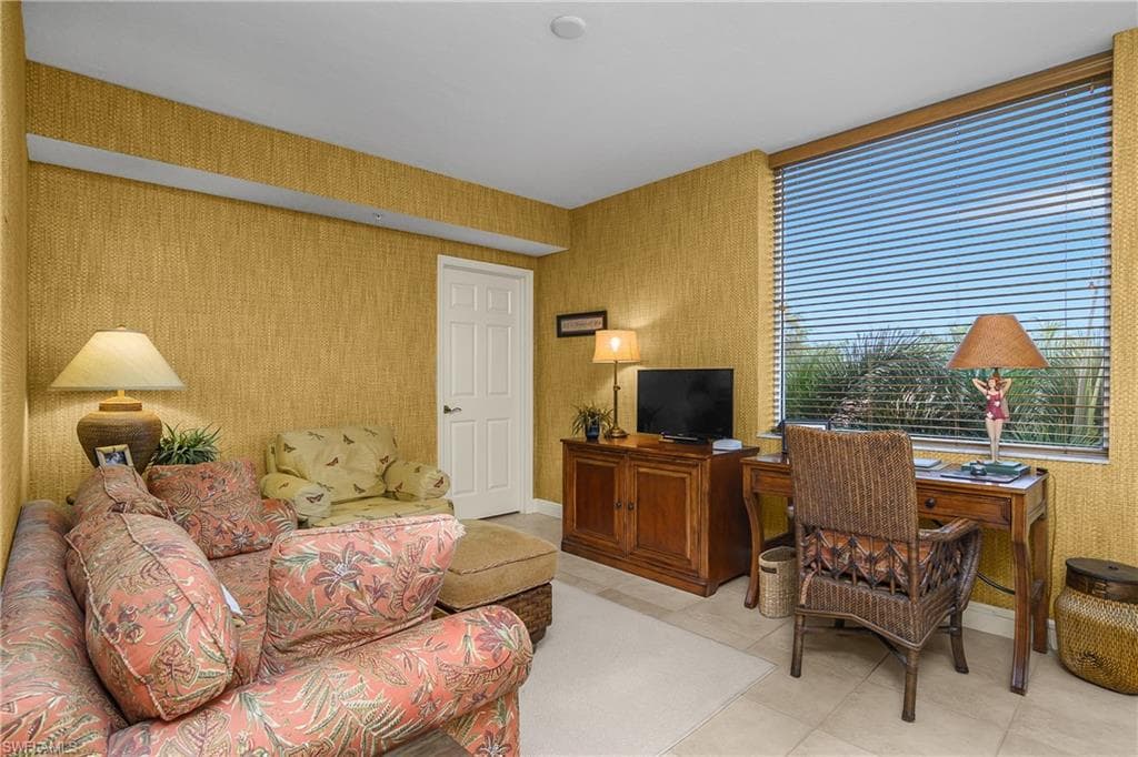 7225 Pelican Bay BLVD 402-16