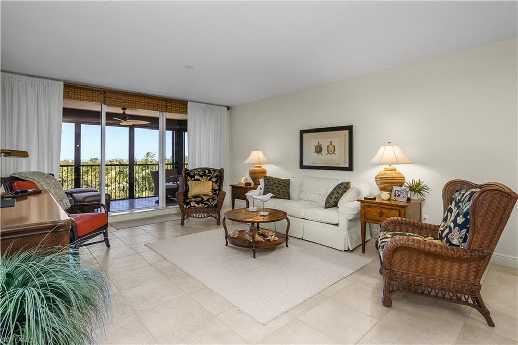 7225 Pelican Bay BLVD 402-7