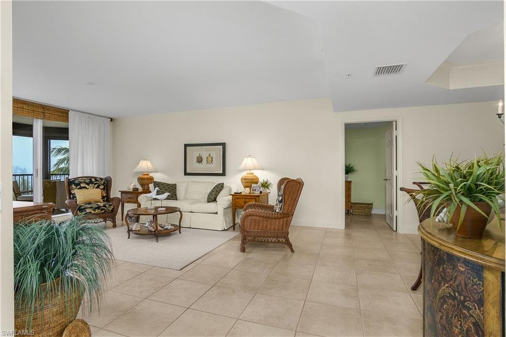 7225 Pelican Bay BLVD 402-3