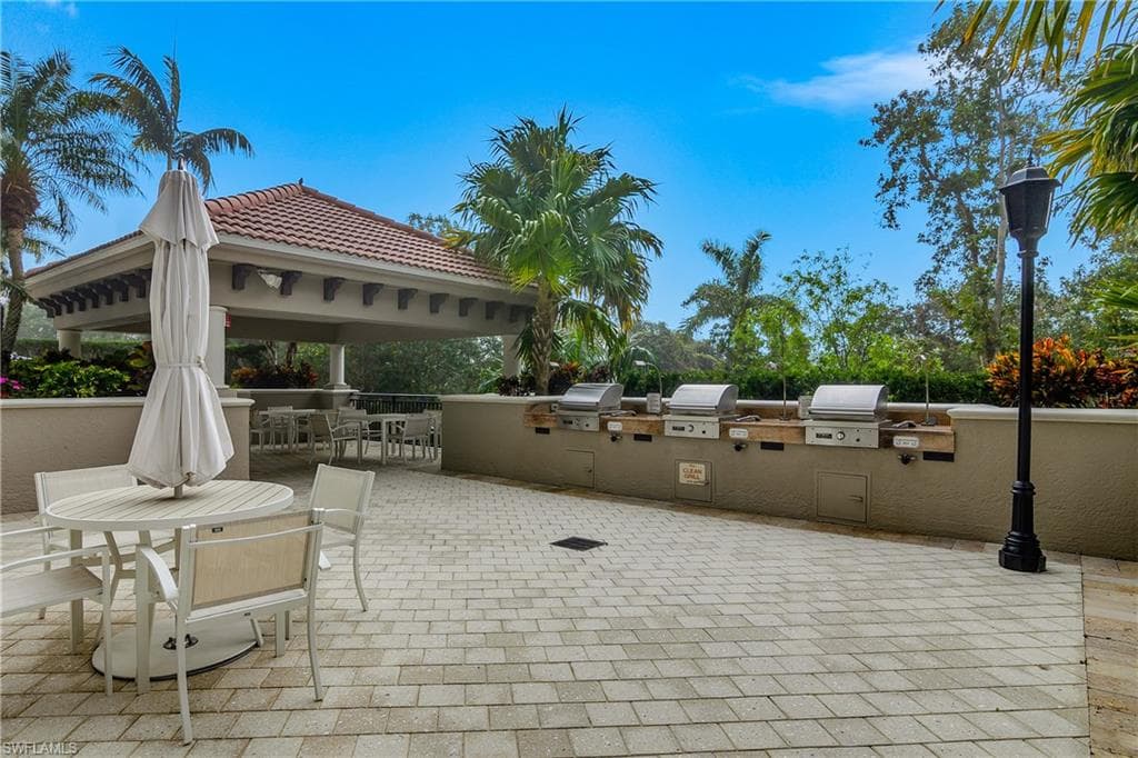 7225 Pelican Bay BLVD 402-36