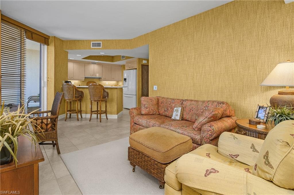 7225 Pelican Bay BLVD 402-15