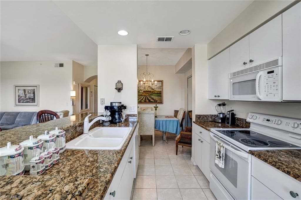 9400 Highland Woods BLVD # 5107, BONITA SPRINGS FL 34135-8