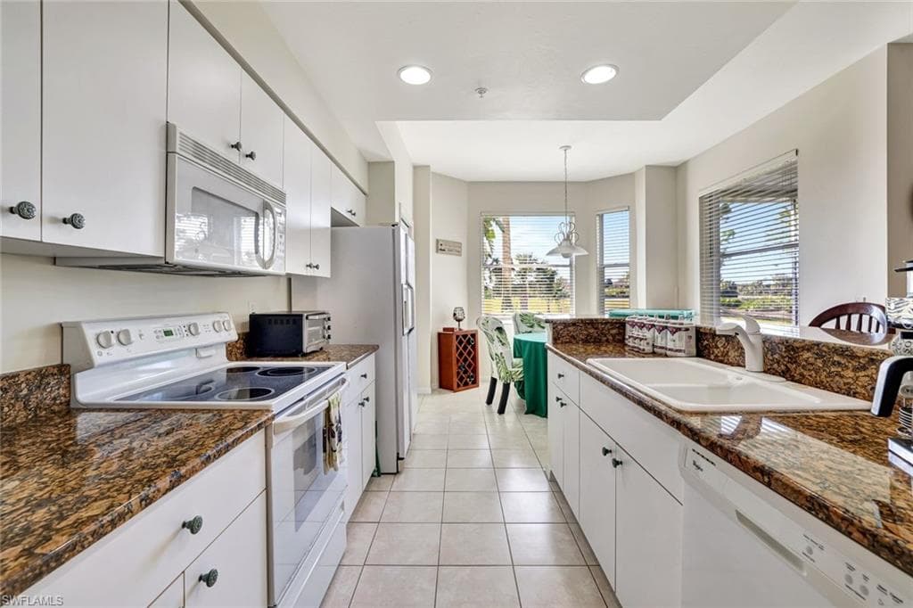 9400 Highland Woods BLVD # 5107, BONITA SPRINGS FL 34135-7