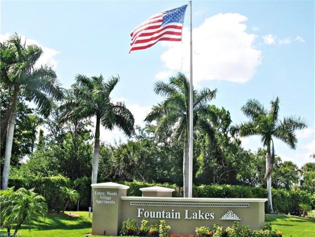 22690 Island Lakes DR-26
