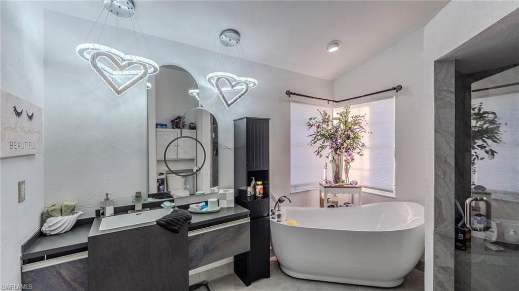 22690 Island Lakes DR, ESTERO FL 33928-19