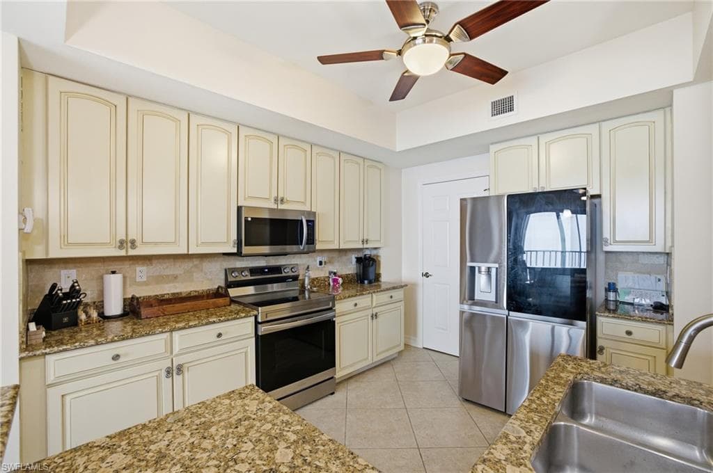 2797 1st ST # 503, FORT MYERS FL 33916-8