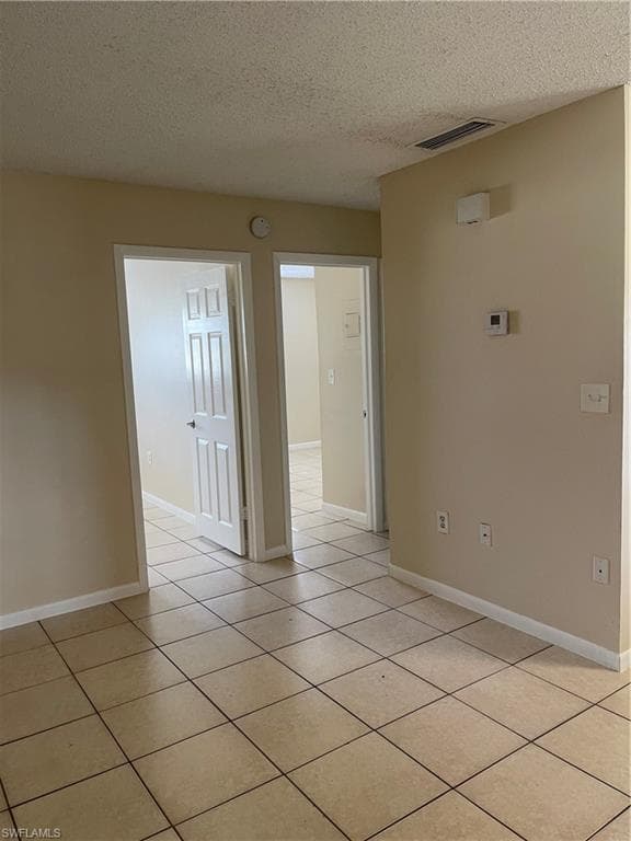 3325 Airport pulling RD, NAPLES FL 34105-11