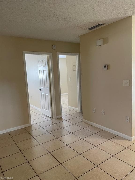 3325 Airport pulling RD, NAPLES FL 34105-10
