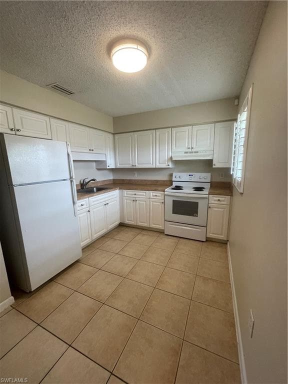 3325 Airport pulling RD, NAPLES FL 34105-3