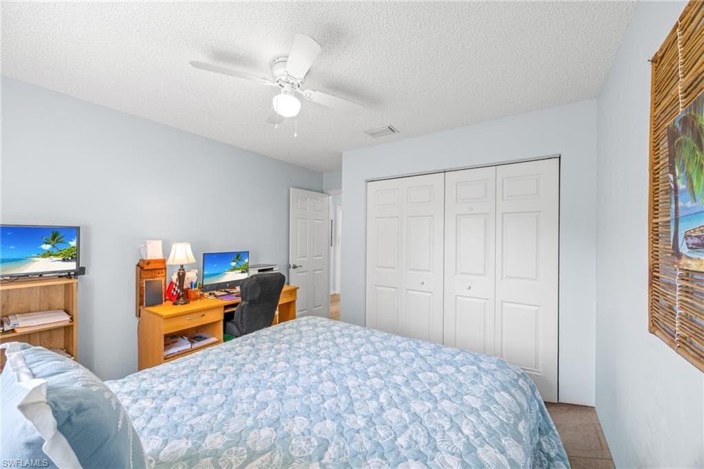 6486 Royal Woods DR, FORT MYERS FL 33908-23