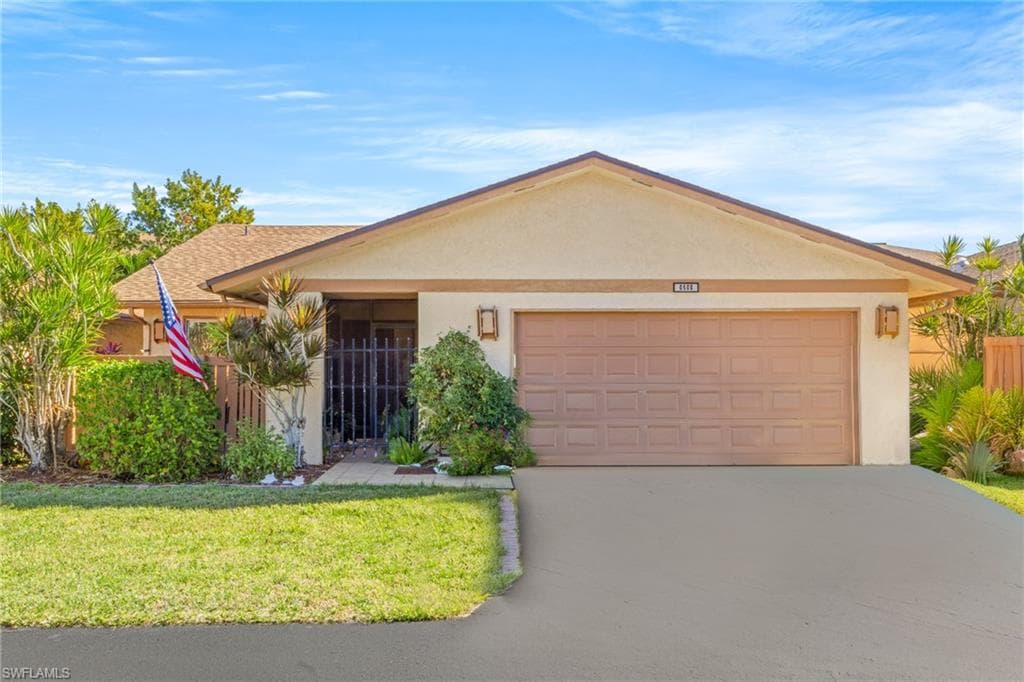 6486 Royal Woods DR, FORT MYERS FL 33908-33