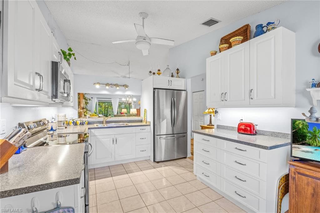 6486 Royal Woods DR, FORT MYERS FL 33908-9