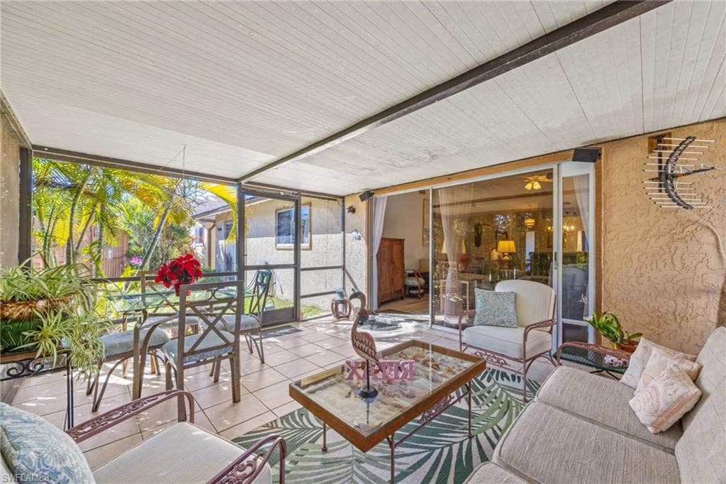 6486 Royal Woods DR, FORT MYERS FL 33908-14