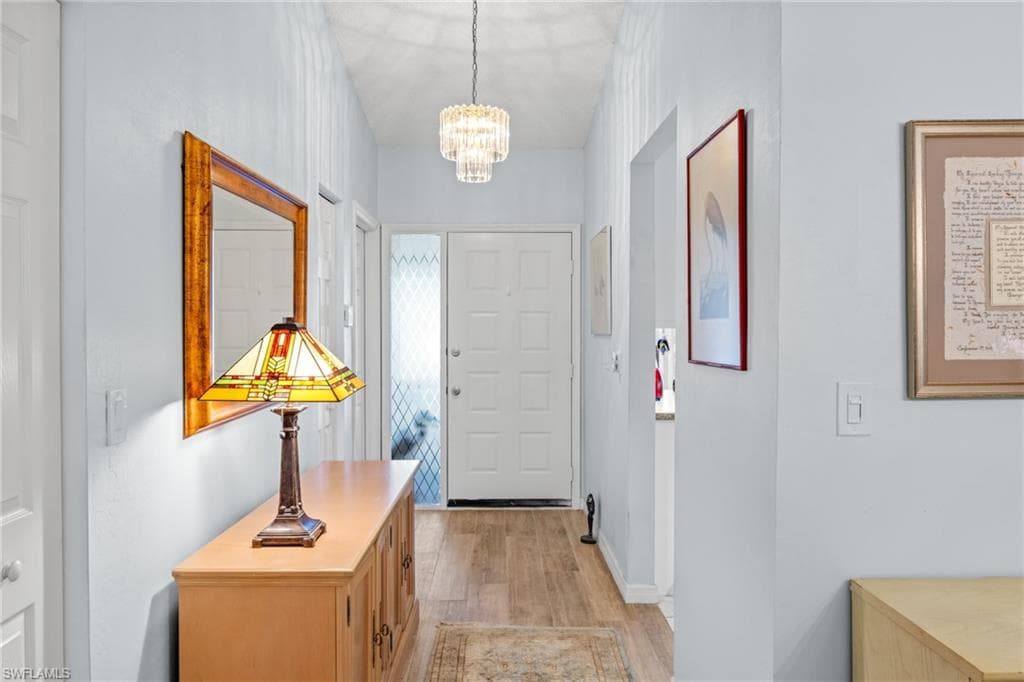 6486 Royal Woods DR, FORT MYERS FL 33908-3